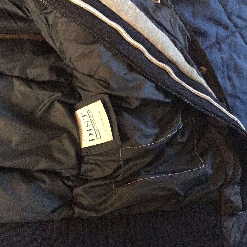 Monicker Jacket - Picture 7 of 10